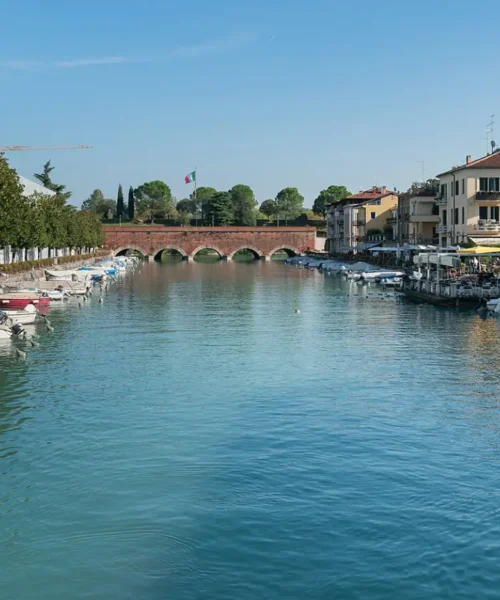 Lake Garda Hospitality Summit 2026, il porto di Peschiera del Garda sede della sesta edizione